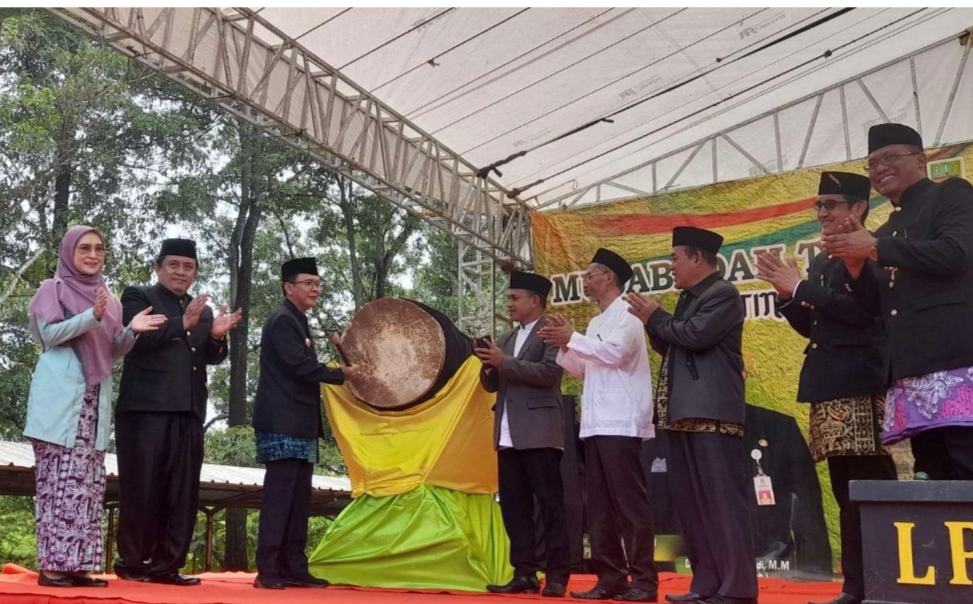 Pj Bupati Bekasi Buka MTQ ke-54 Kabupaten Bekasi, Musabaqah Tilawatil Qur'an ke-54 kabupaten bekasi, Dr. H DANI RAMDAN, MT